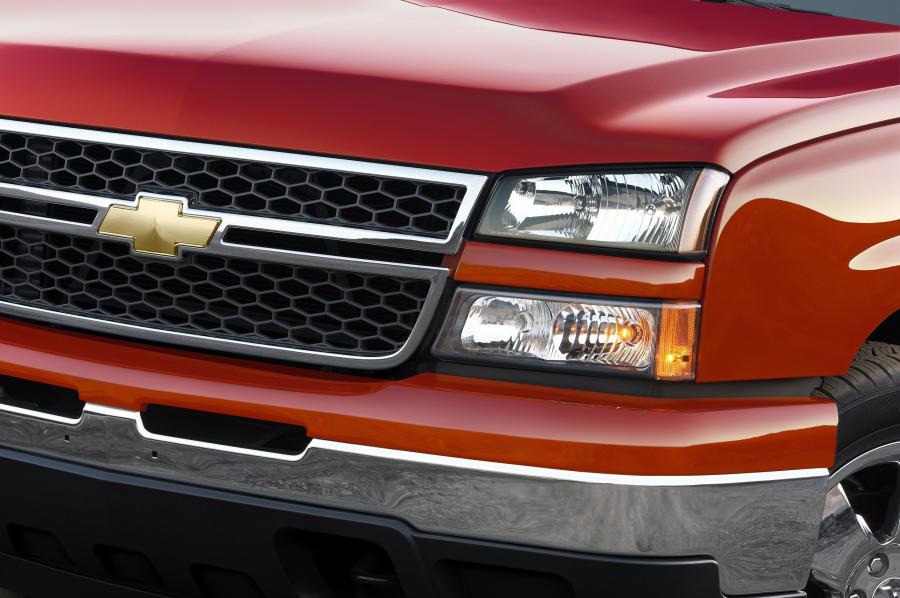  Chevrolet Silverado 2003 года  (фото 13 из 58)